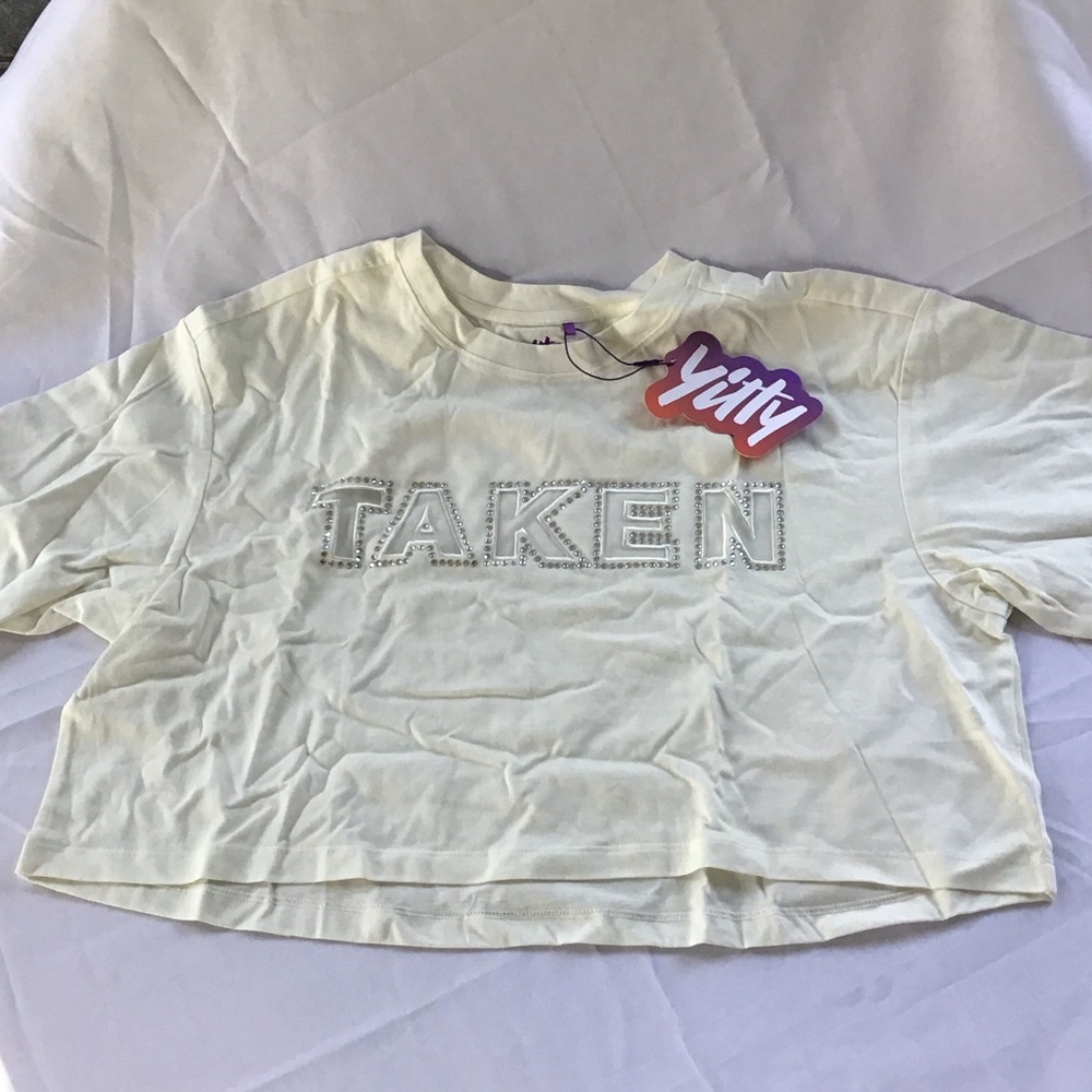 YITTY Cream 'TAKEN' Cropped Tee